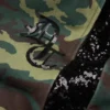 Camo-joggingbroek met pailletten en open zoom