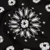 Cotton Wreath bandana met paisleypatroon en krans, zwart
