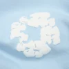 Cotton Wreath Sweatpant met bloemenkrans in poederblauw