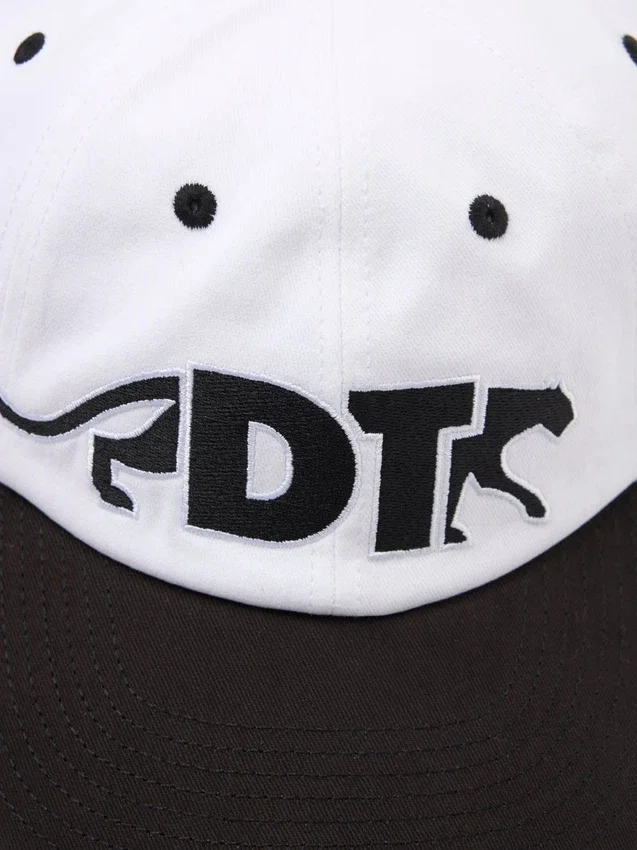 DT Panther-pet wit