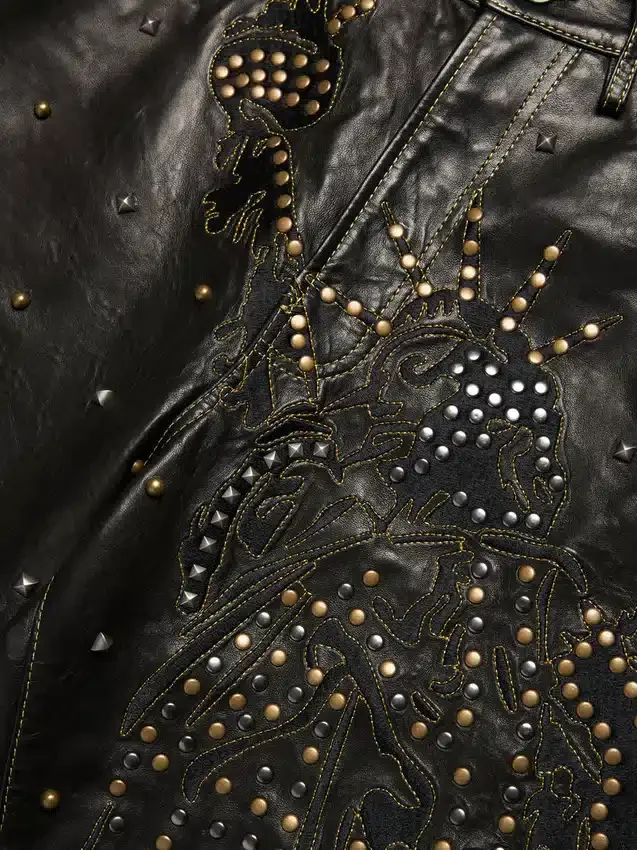 Libertas leren short met studs