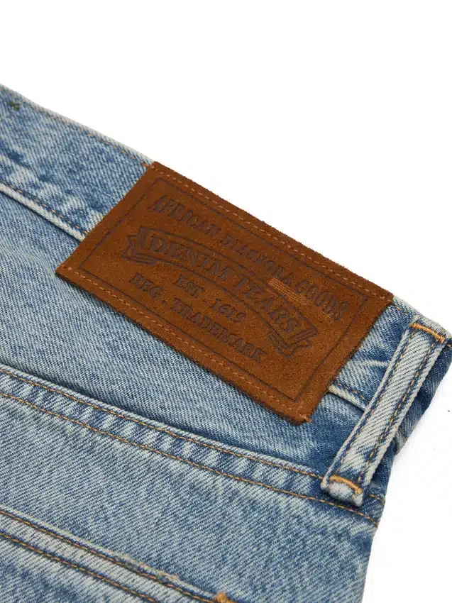 Lichtgewassen katoenen Denim-short met Cotton Wreath-motief