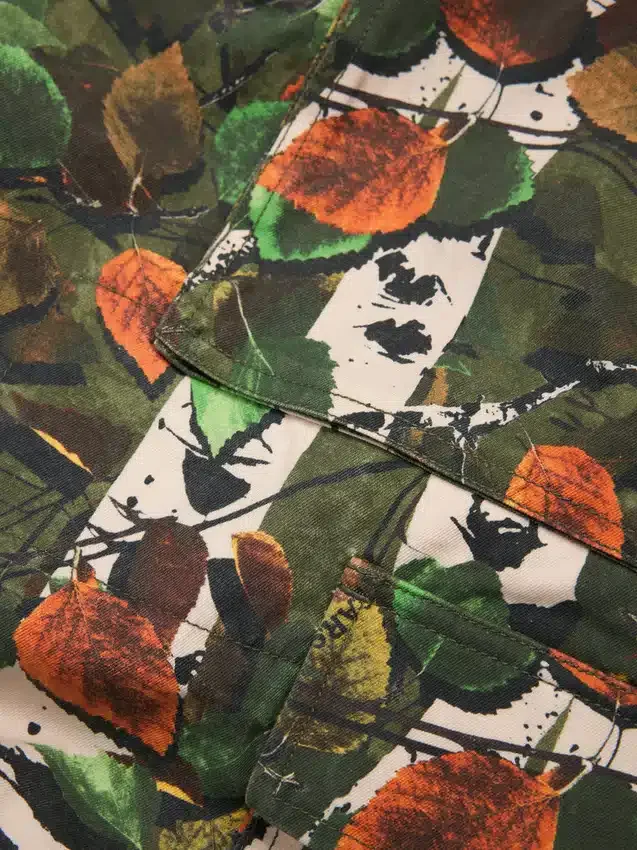 Seizoensgebonden cargobroek, groen camouflage
